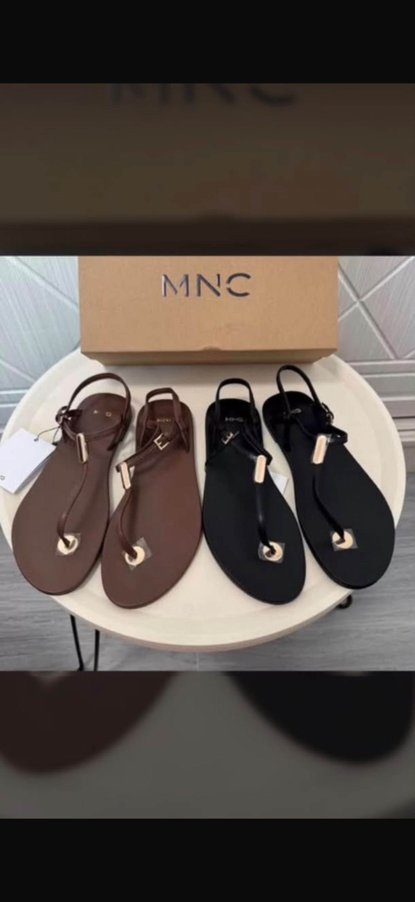 Mango sandal