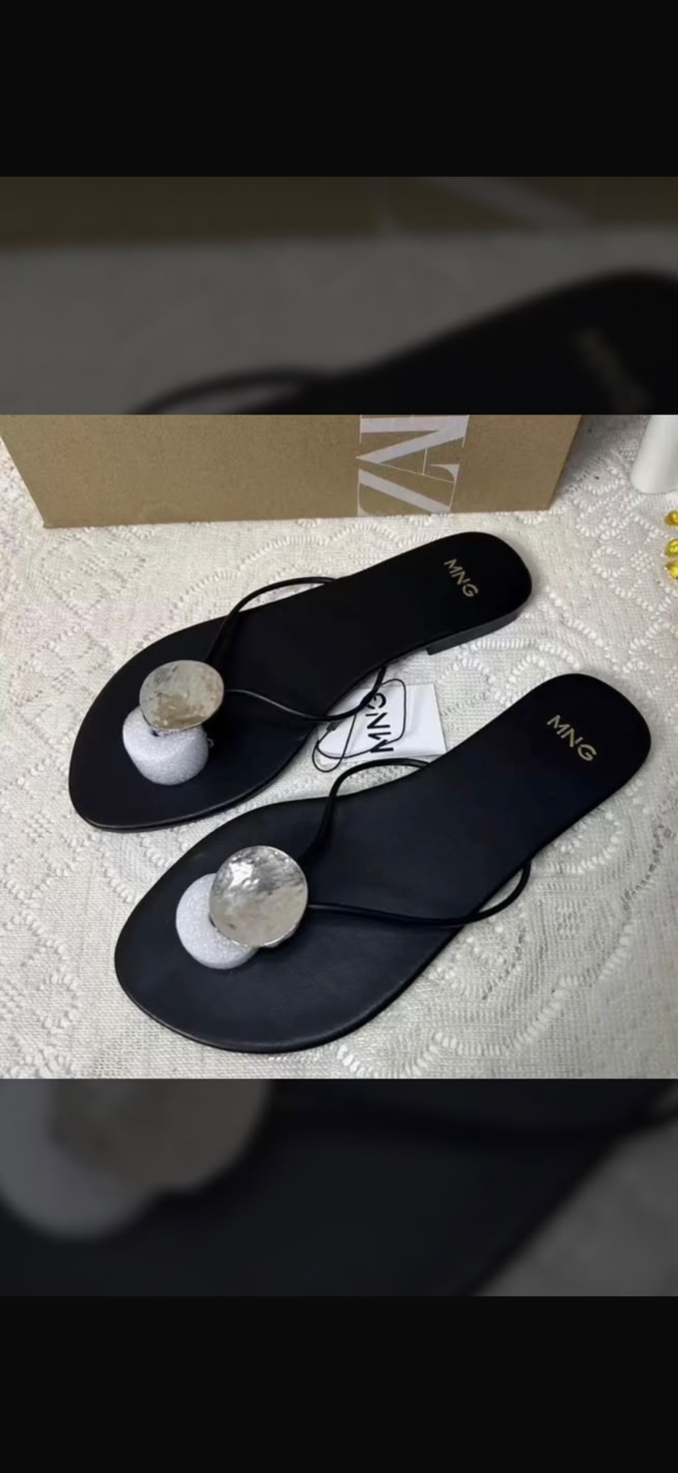 Mango sandal